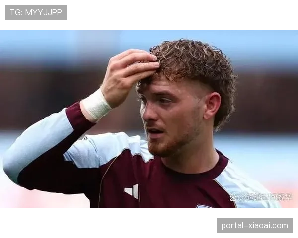 利物浦与队内多名青训小将续签长期合同，确保未来人才储备。